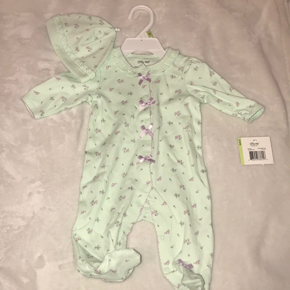 NWT Little Me Mint Footies